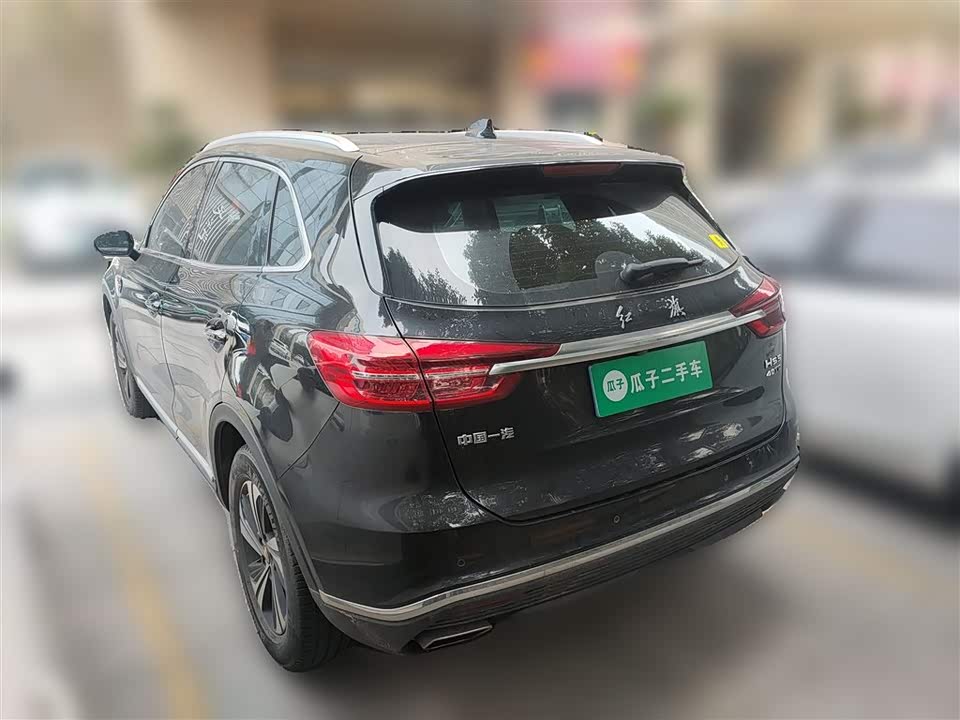 Hongqi HS5