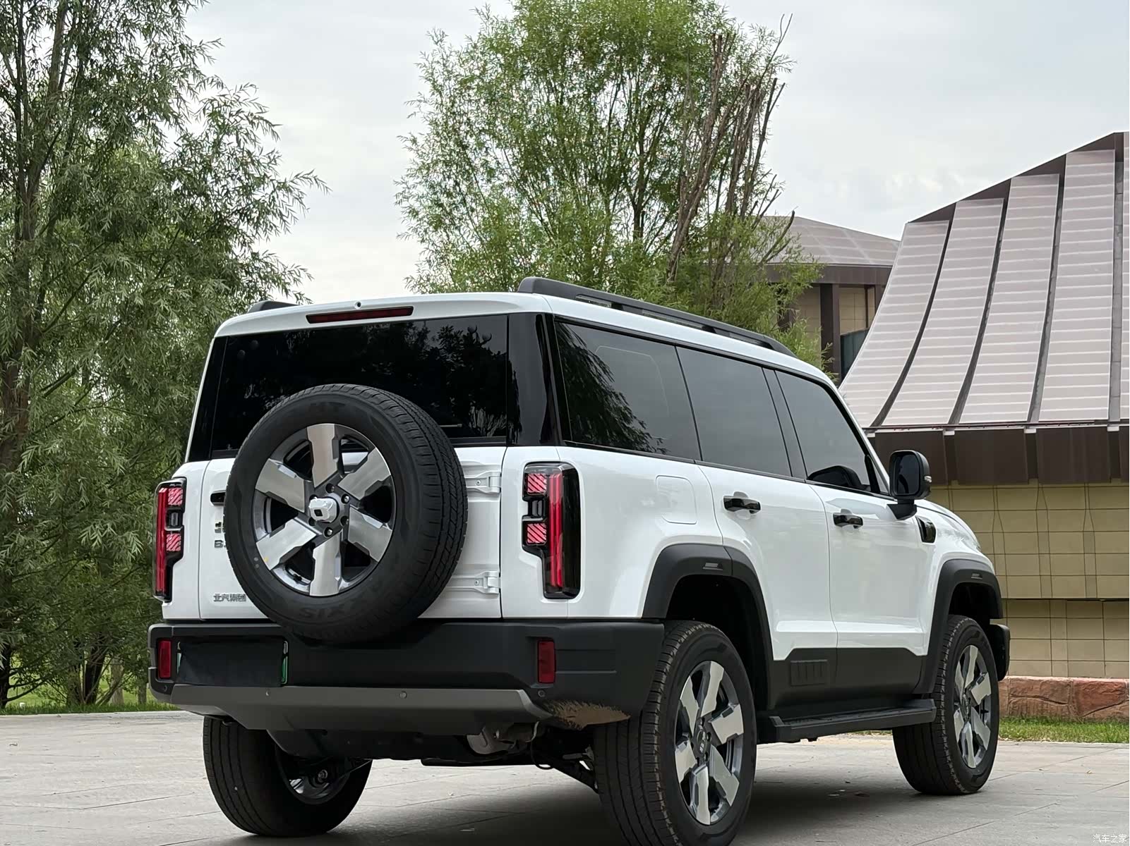BAIC BJ40, 2026 9