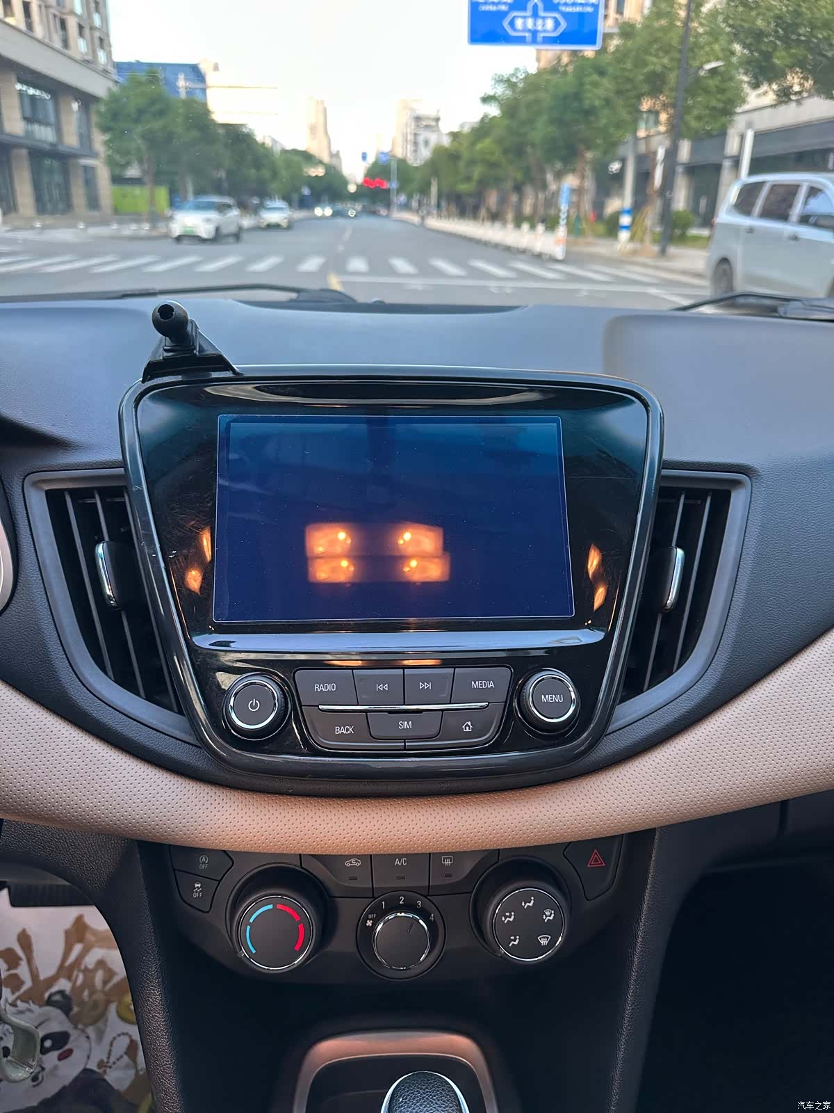 Chevrolet 320, 2022 14