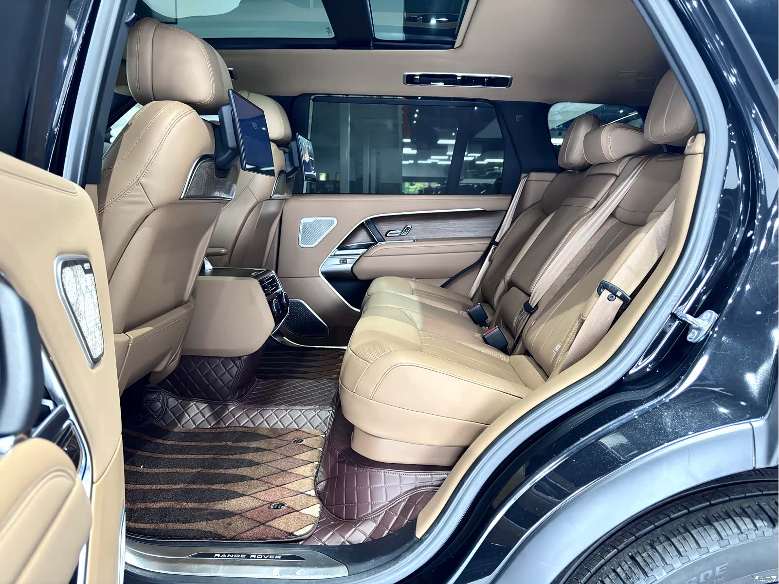 Land Rover Range Rover, 2023 38