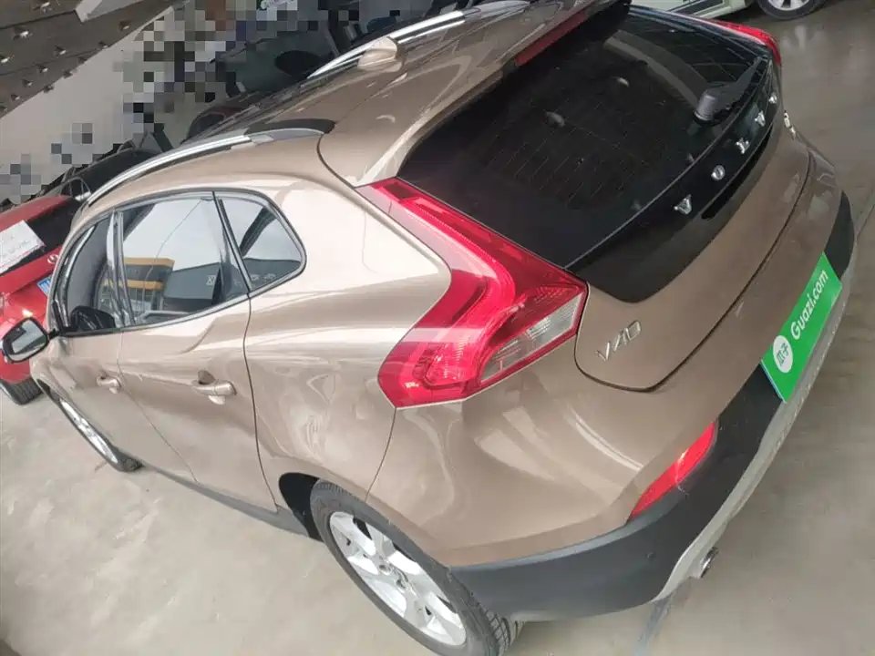 Volvo V40 Volvo V40