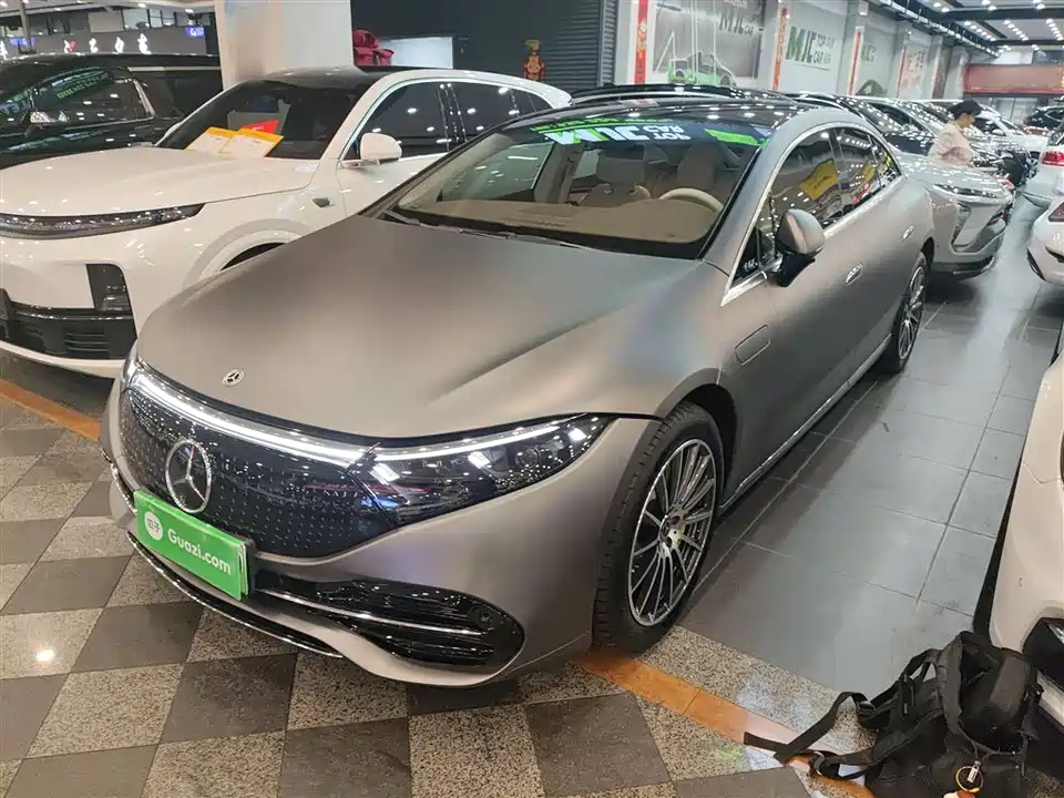 Mercedes-Benz EQS