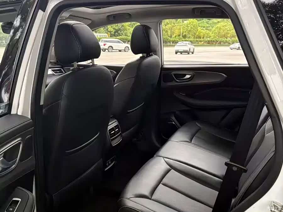 Roewe RX5, 2020 6