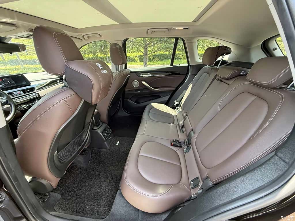 BMW X1, 2022 10