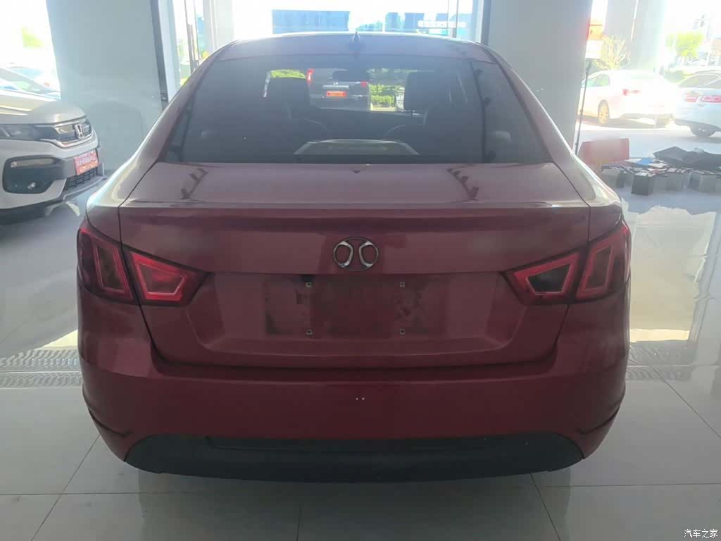 BAIC D50, 2014 6