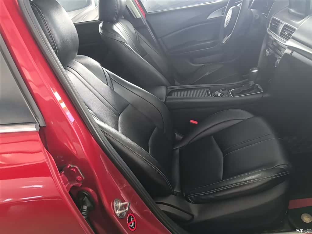 Mazda Mazda3, 2018 25