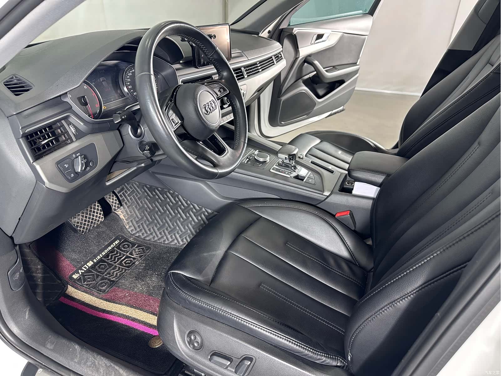 Audi A4L, 2019 4