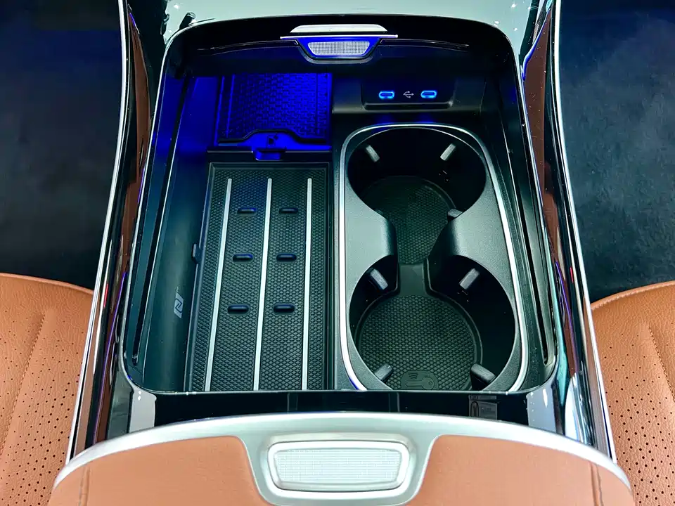 Mercedes-Benz S-class Mercedes-Benz S-class
