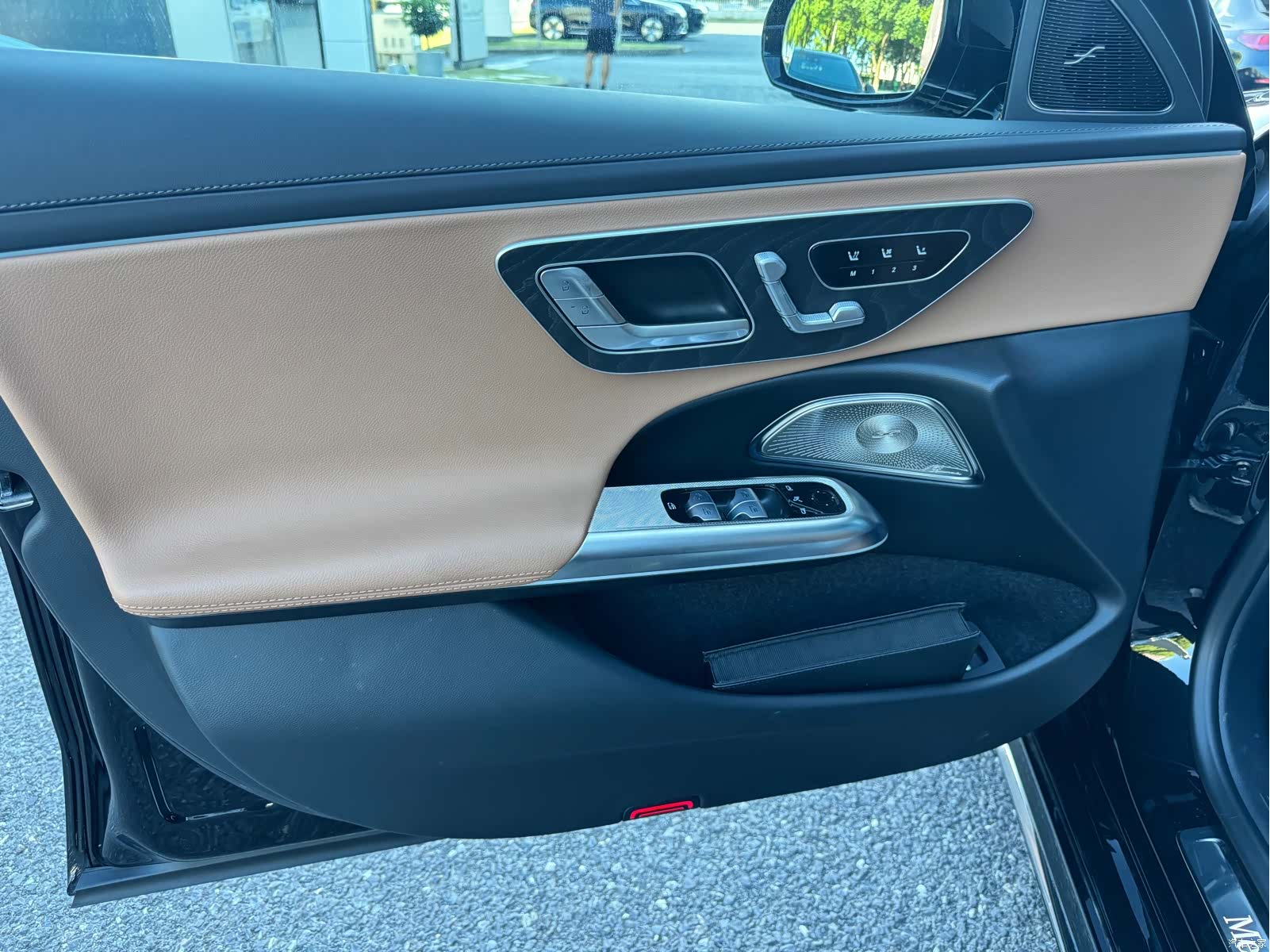 Mercedes-Benz E-Class, 2026 11