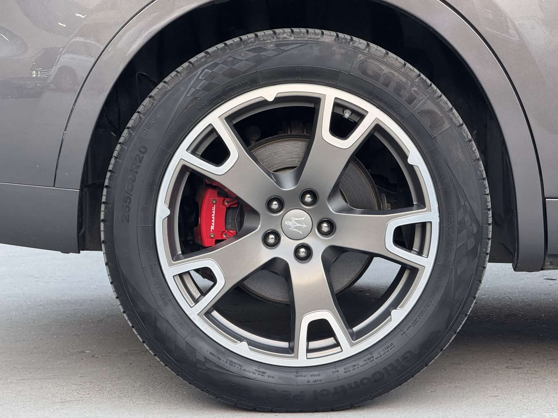 Maserati Levante, 2016 17