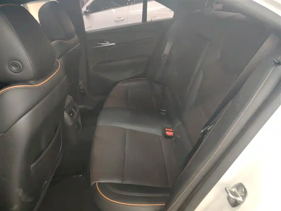 Cadillac CT4