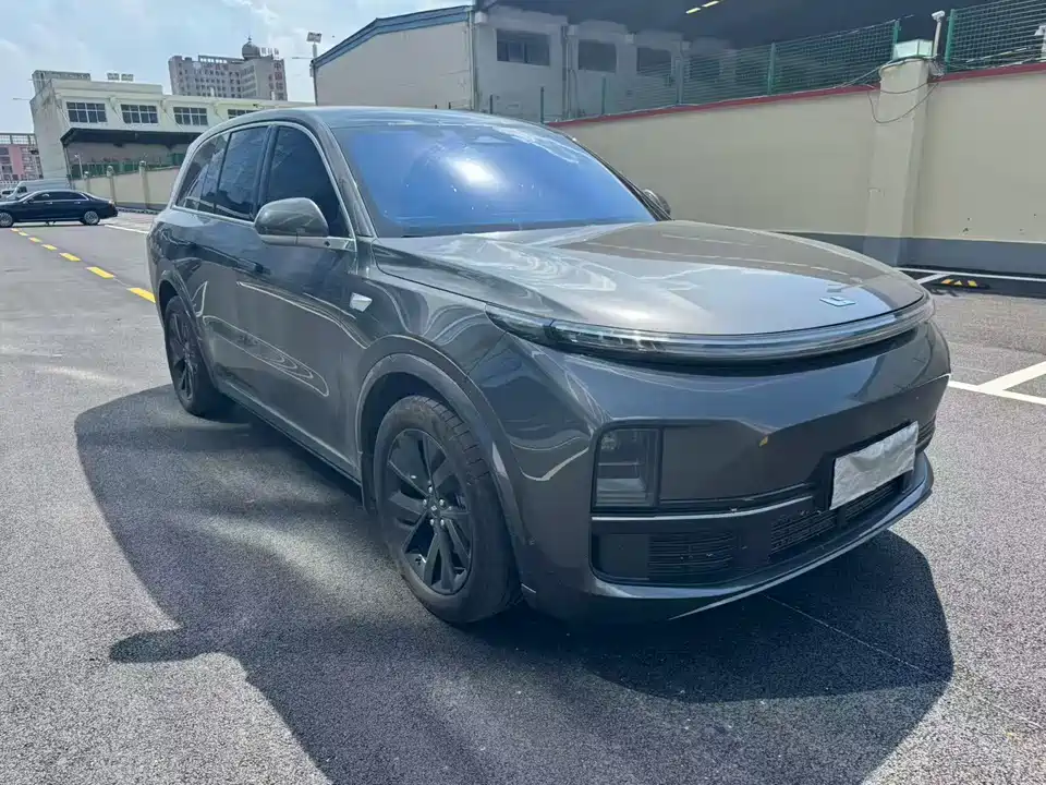 Li Auto Ideal L8