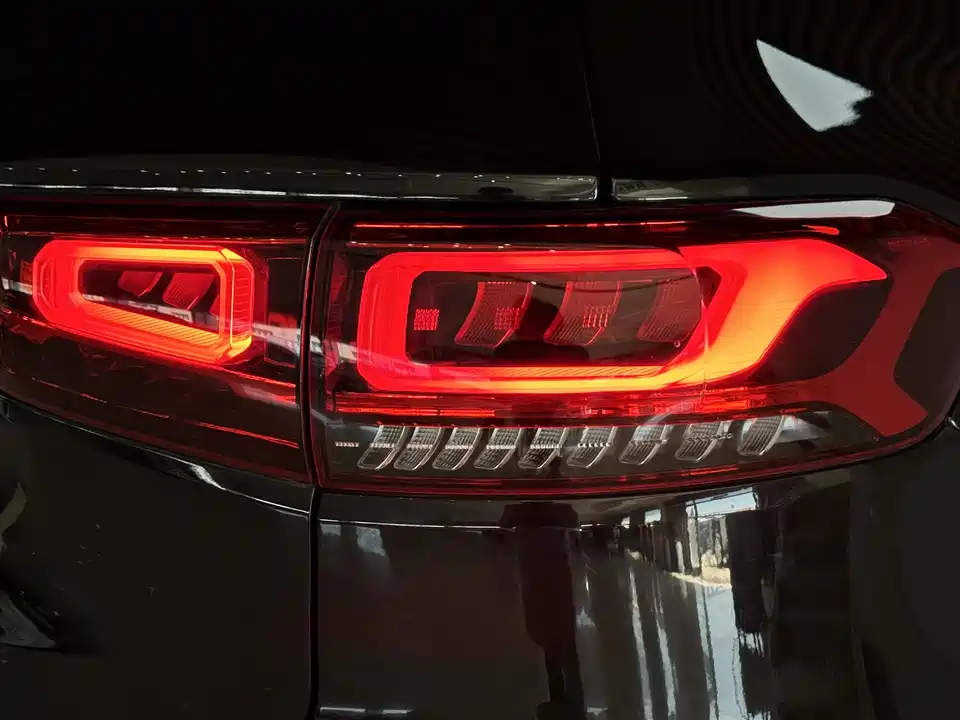 Mercedes-Benz GLB Mercedes-Benz GLB