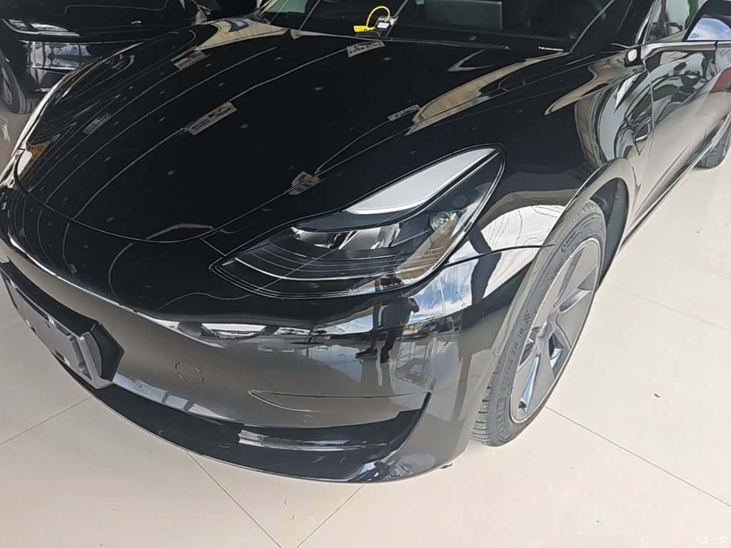 Tesla Model 3, 2021 24