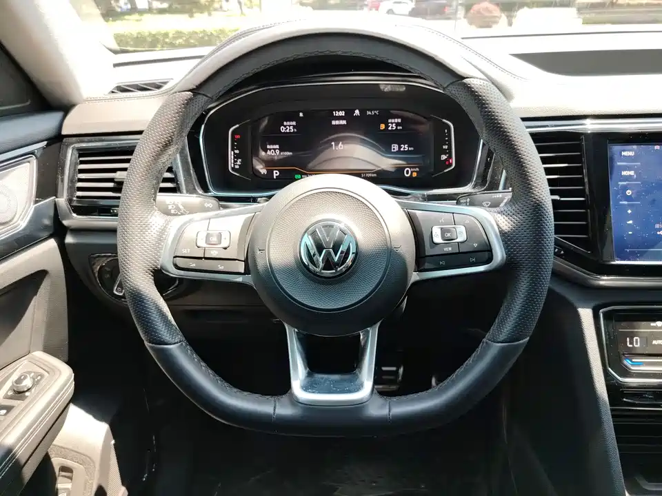 Volkswagen Tourang