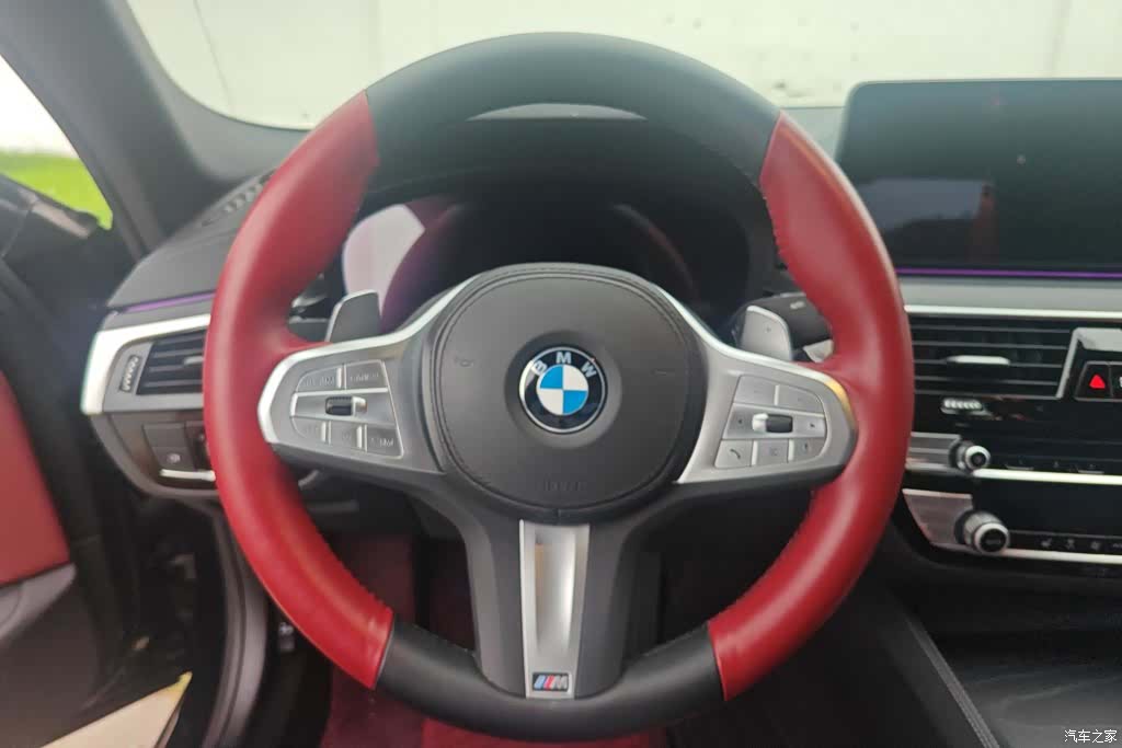 BMW 5 Series, 2023 15