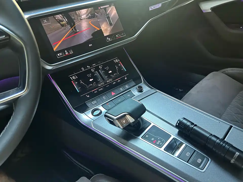 Audi A7L Audi A7L
