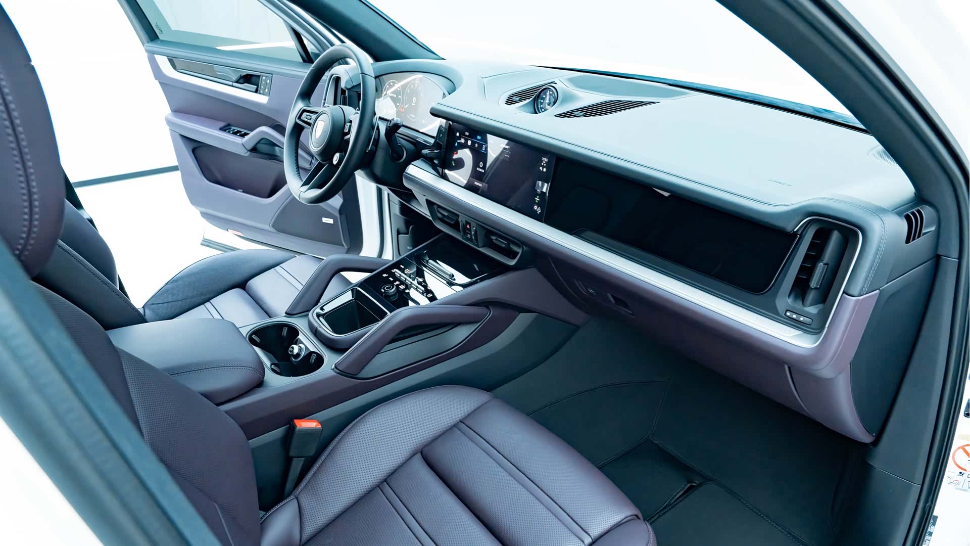 Porsche Cayenne, 2025 8