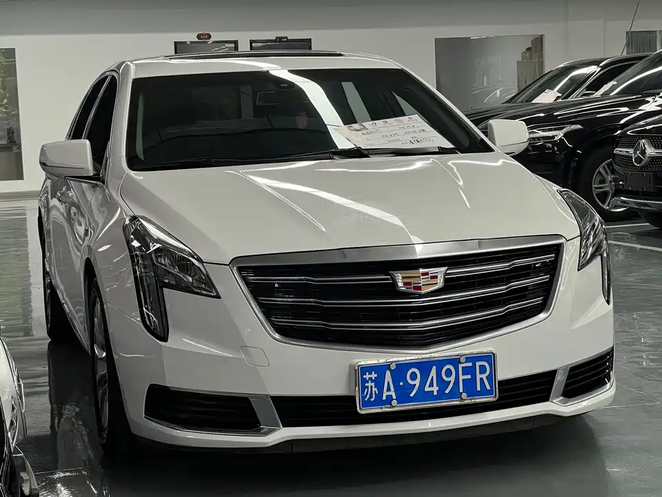 Cadillac XTS
