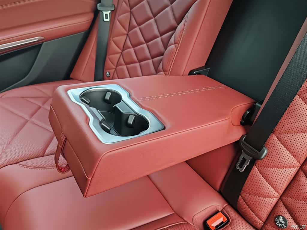 BMW X5, 1900 22