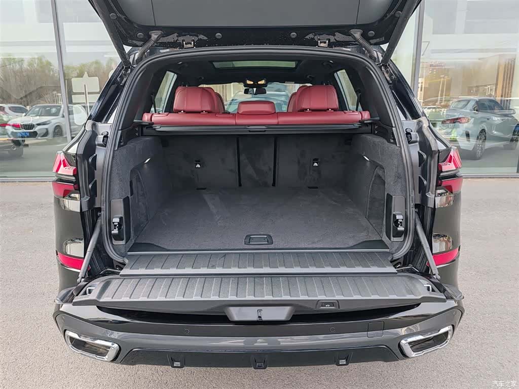 BMW X5, 1900 9