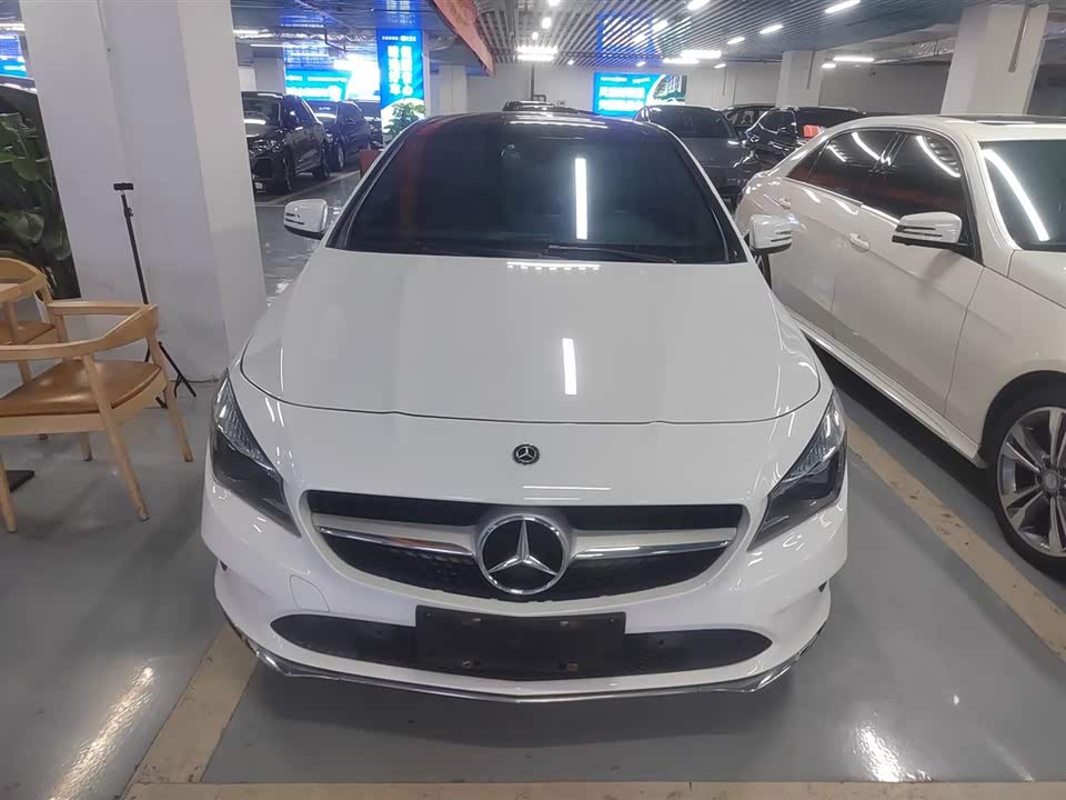 Mercedes-Benz CLA