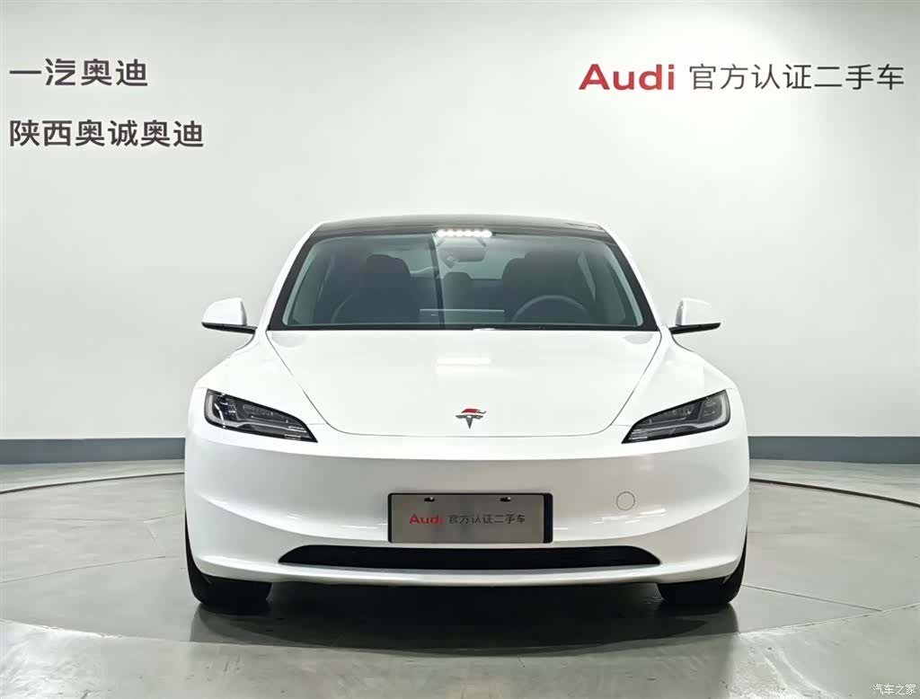 Tesla Model 3, 2025 2