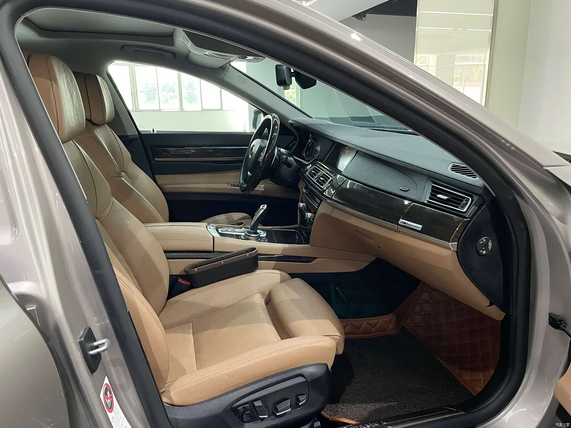 BMW 7 Series, 2014 13