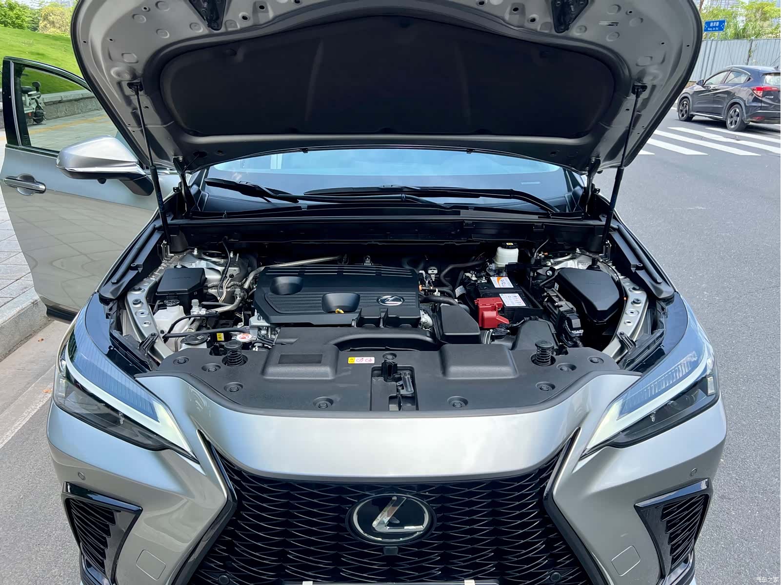 Lexus NX, 2022 33