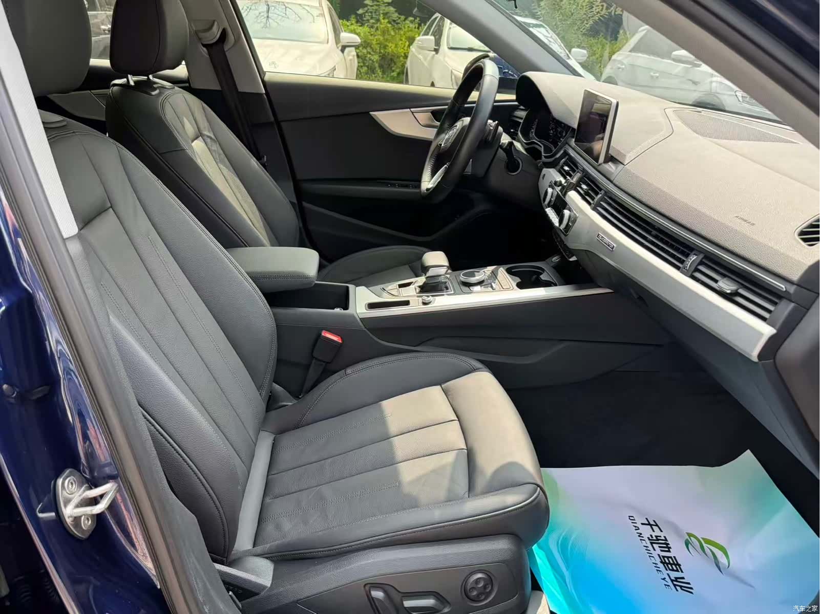 Audi A4, 2019 8