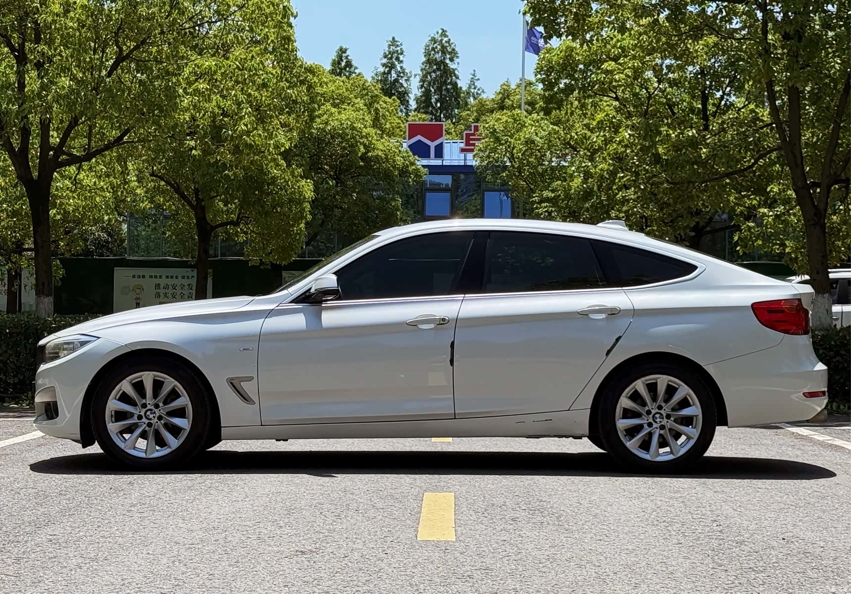 BMW 3 Series, 2016 8