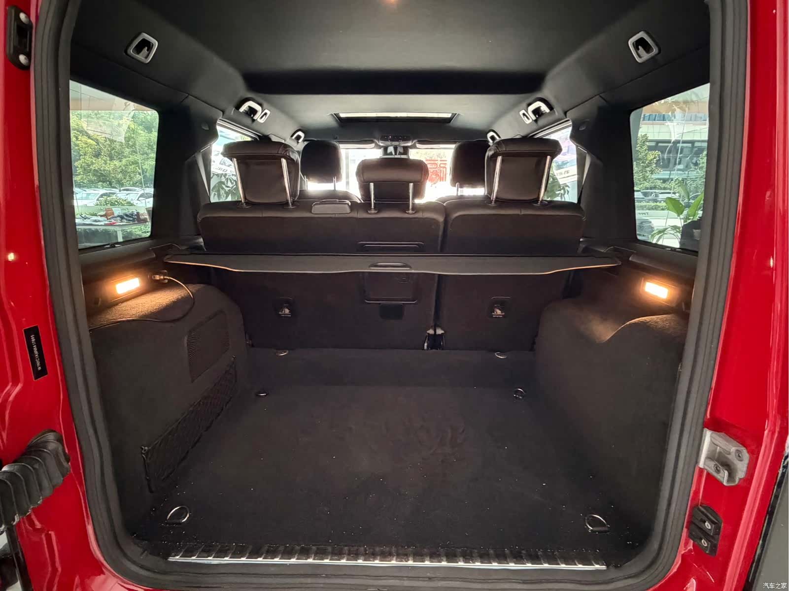 Mercedes-Benz G-Class, 2022 14