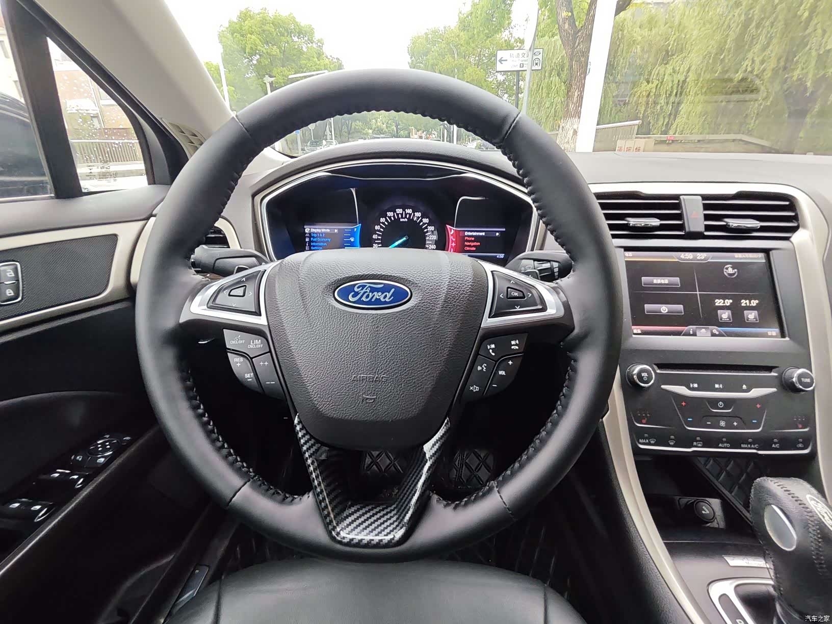 Ford Mondeo, 2013 15