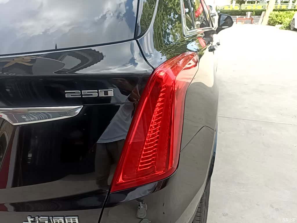 Cadillac XT5, 2017 8