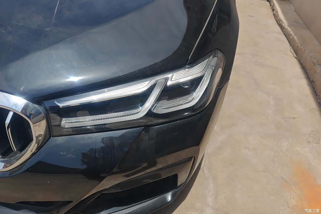 BMW 5 Series, 2022 все фото