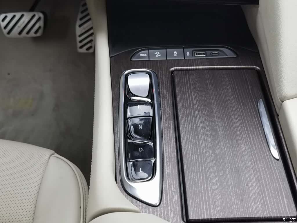 Buick Enclave, 2020 13