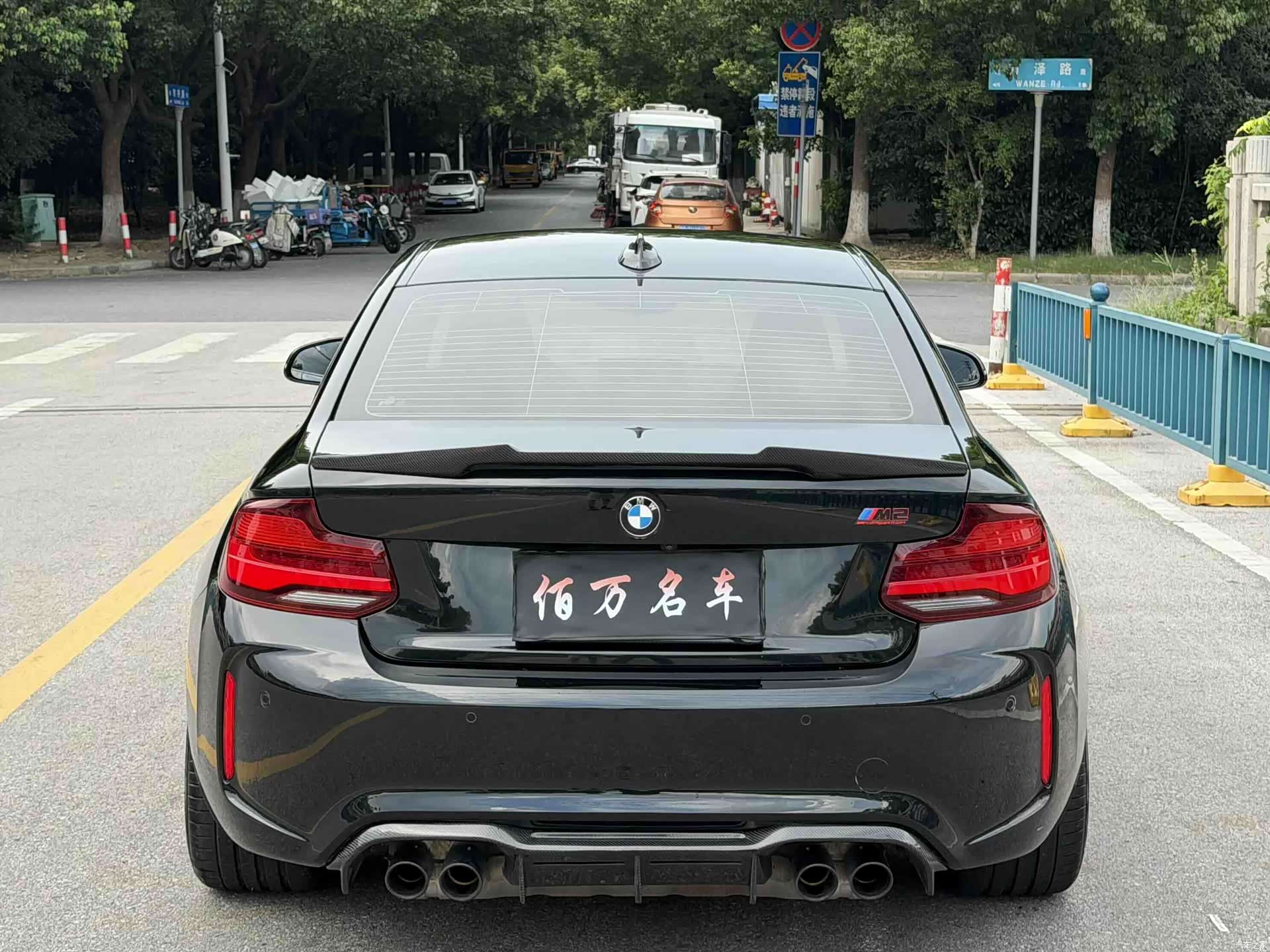 BMW M2, 2019 все фото