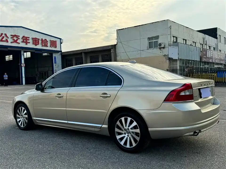 Volvo S80L