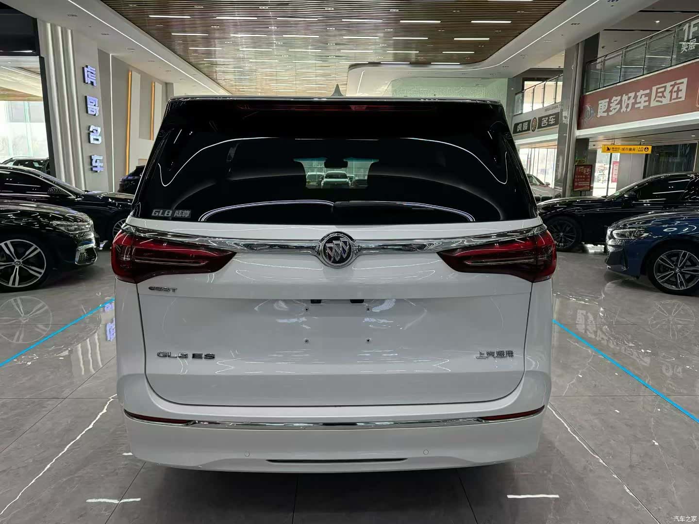 Buick GL8, 2021 8