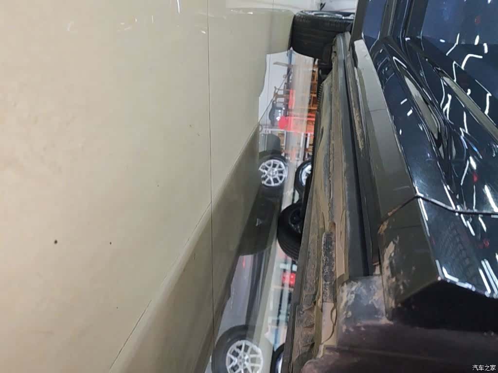 Audi Q2L, 2024 21