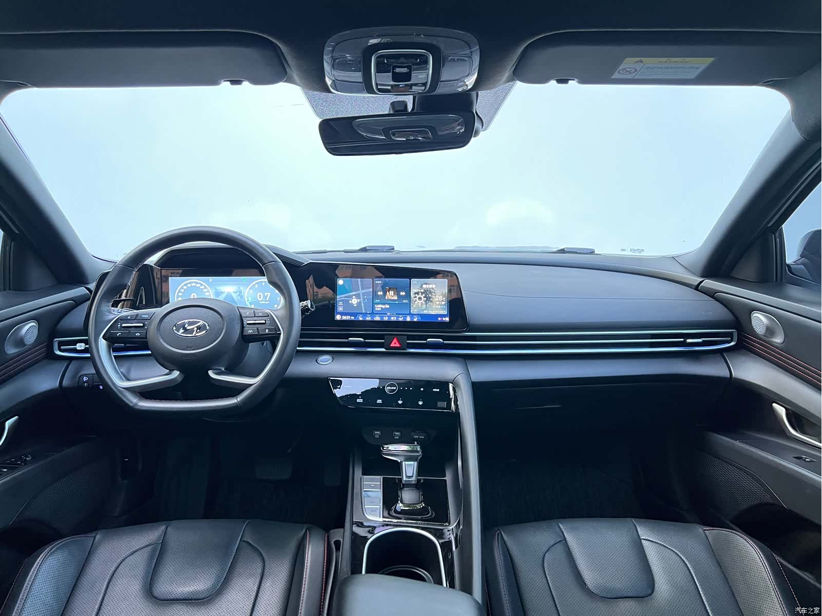 Hyundai Elantra, 2022 8