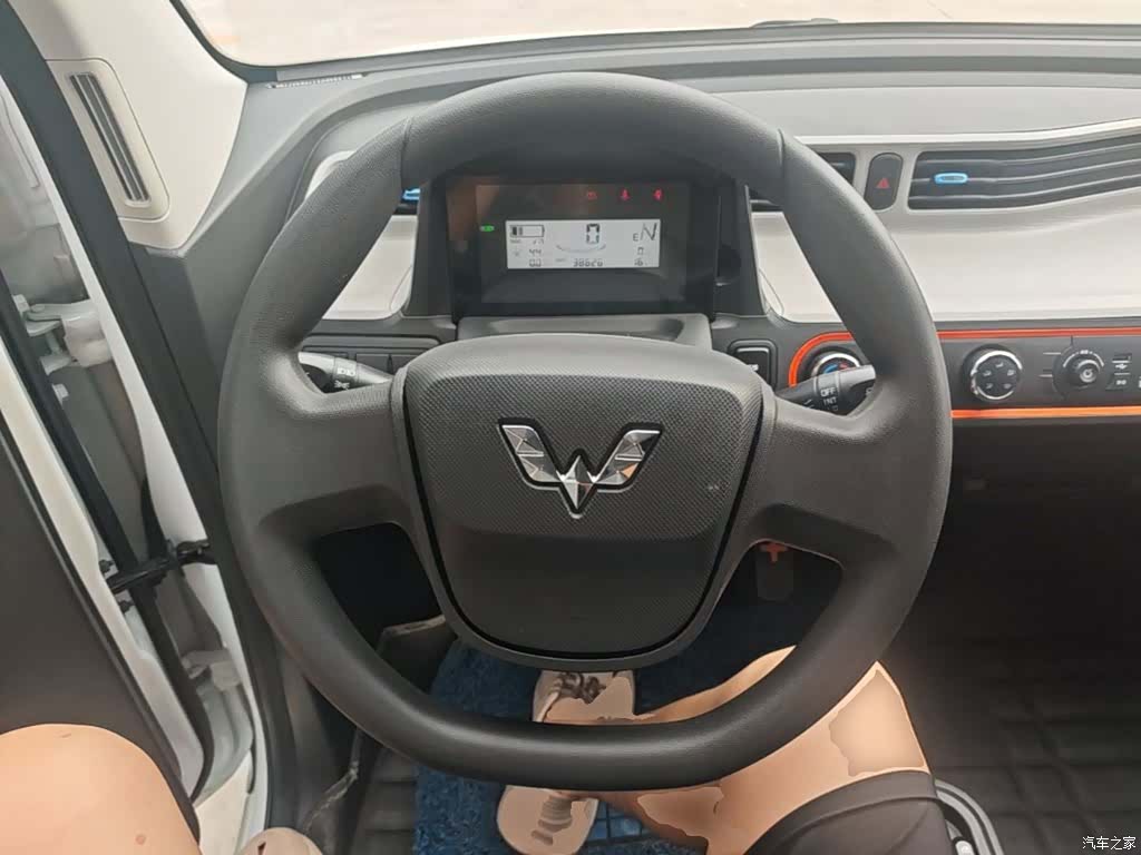 Wuling MINIEV, 2023 11