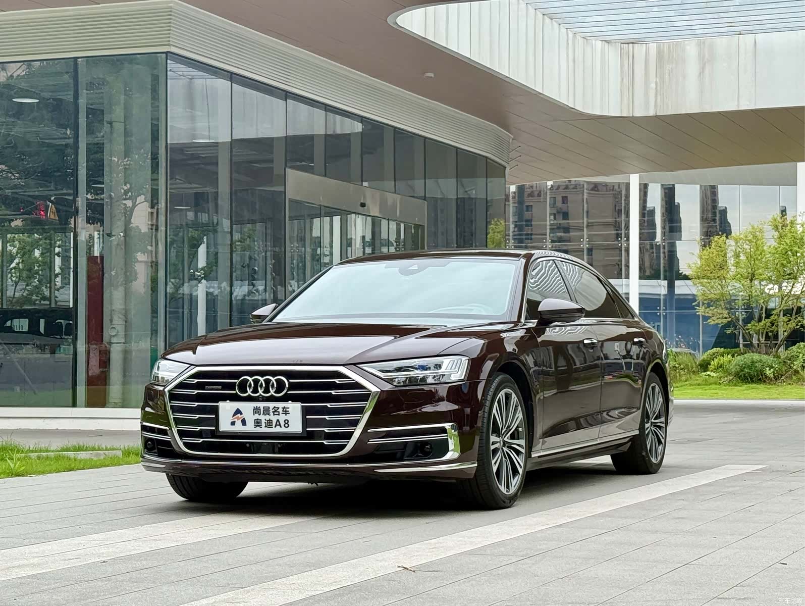 Audi A8L, 2020 1