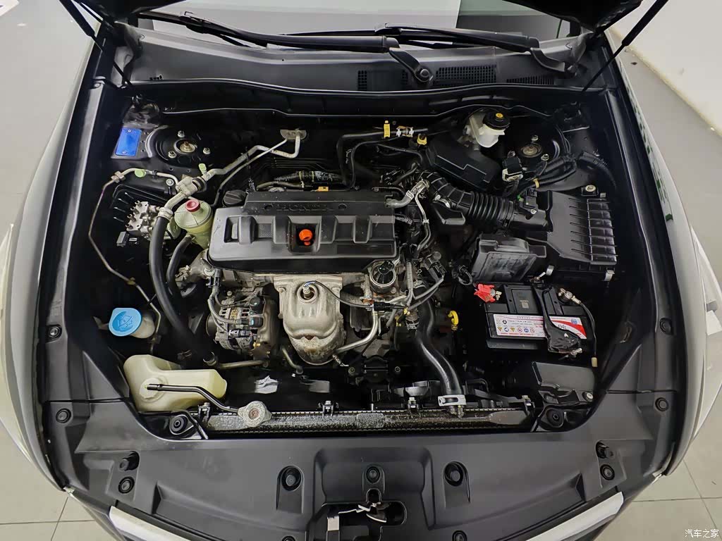 Honda Accord, 2011 6