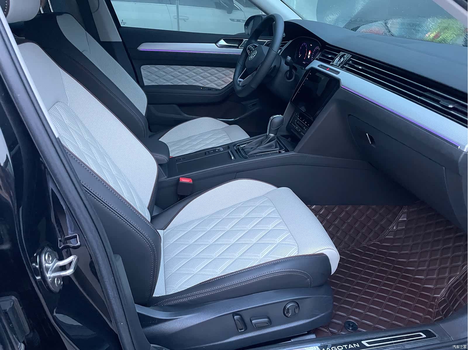 Volkswagen Magotan, 2023 14