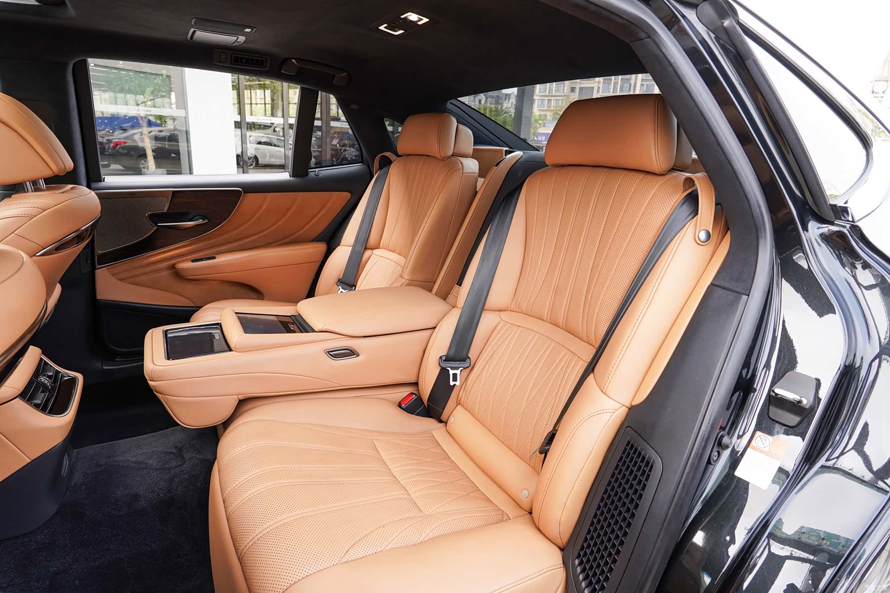 Lexus LS, 2022 12