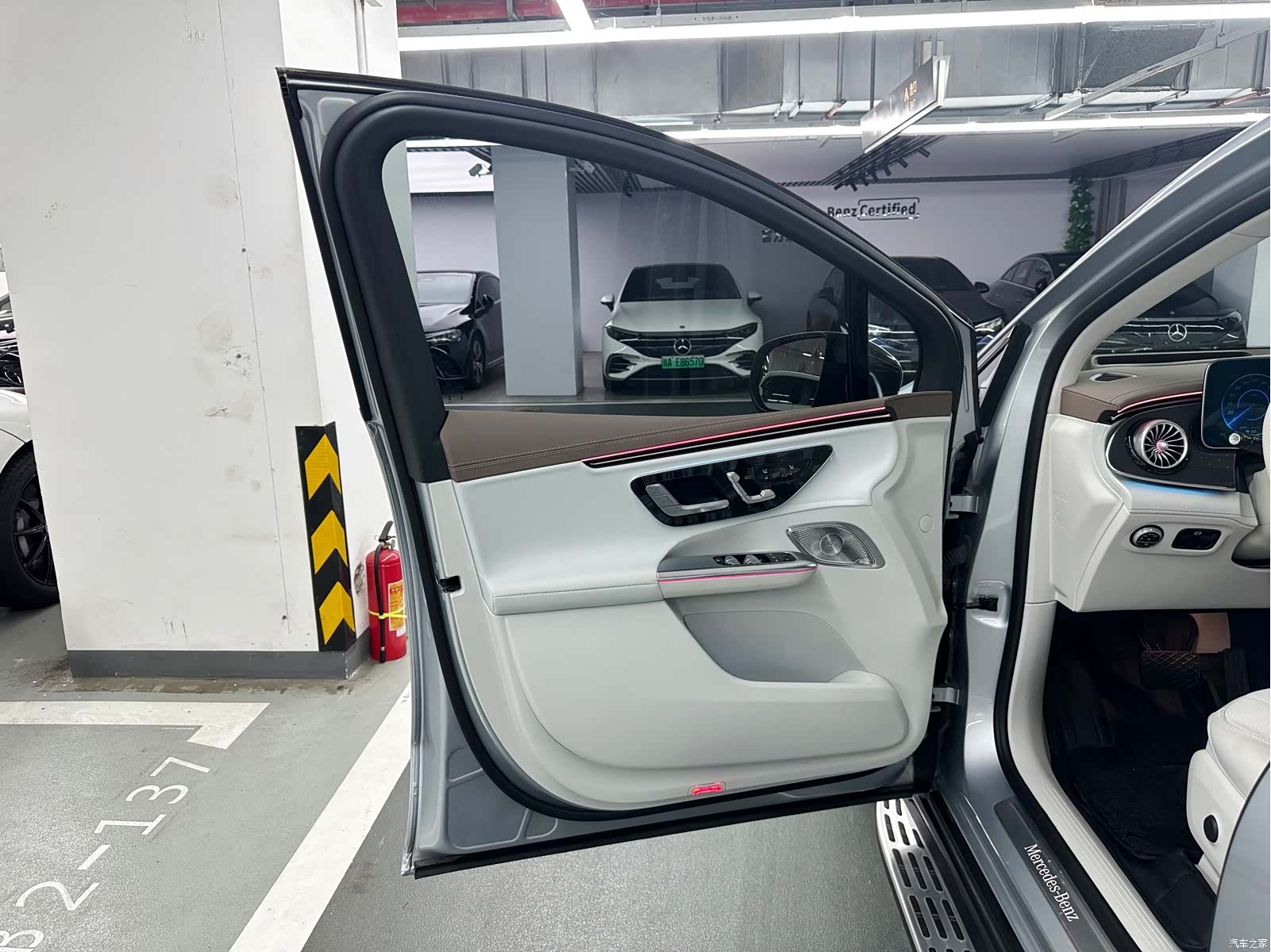 Mercedes-Benz EQE, 2026 9