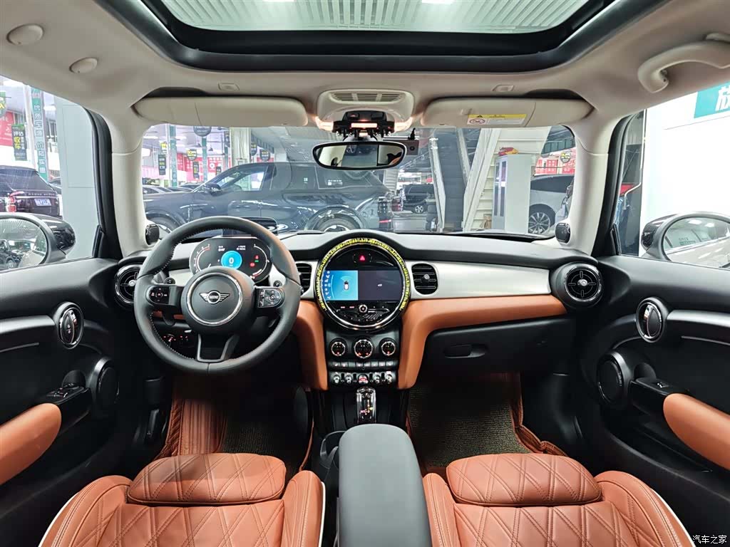 Mini Cooper, 2023 19