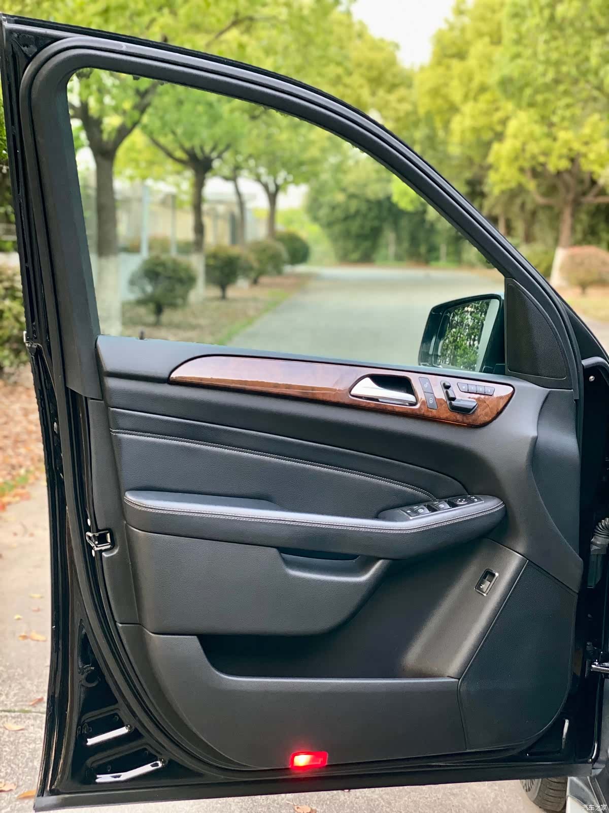 Mercedes-Benz M-Class, 2012 6