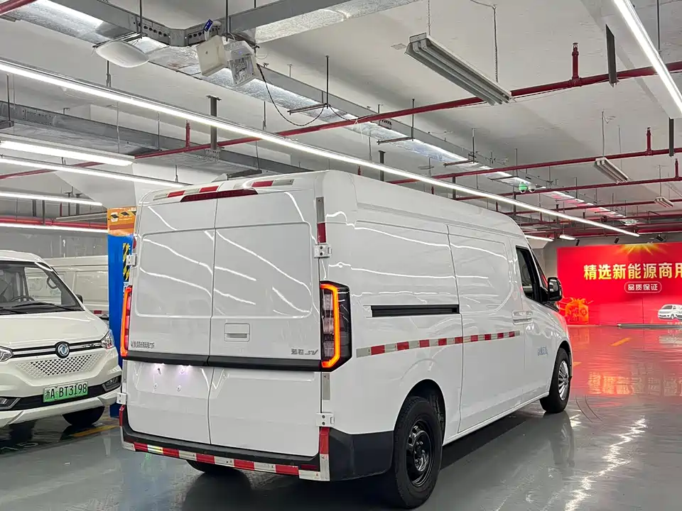 Yuanzheng Super VAN
